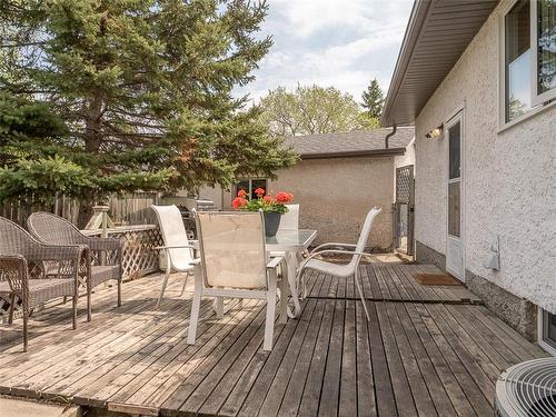 17 Marymount Place, Winnipeg, MB - Outdoor With Deck Patio Veranda