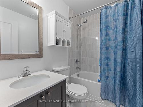 63-60 Winston Park Blvd, Toronto, ON - Indoor Photo Showing Bathroom