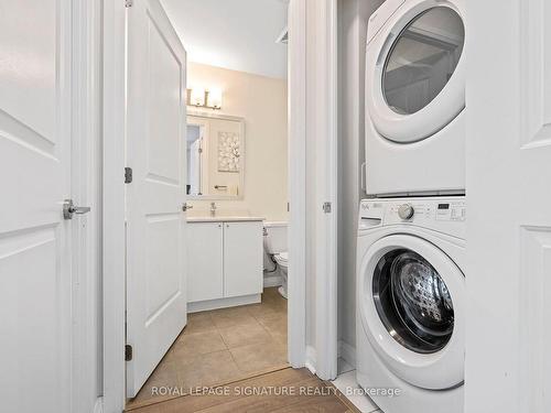 1111-5033 Four Springs Ave, Mississauga, ON - Indoor Photo Showing Laundry Room