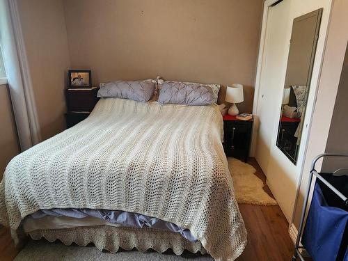 2652 Priest Ave, Merritt, BC - Indoor Photo Showing Bedroom