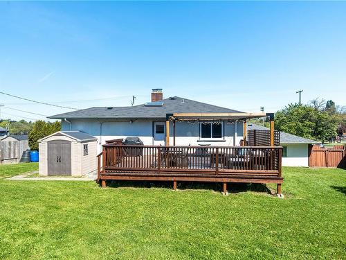 223 Hampton Rd, Saanich, BC - Outdoor With Deck Patio Veranda