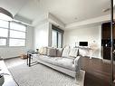 803-501 Adelaide St W, Toronto, ON  - Indoor Photo Showing Living Room 