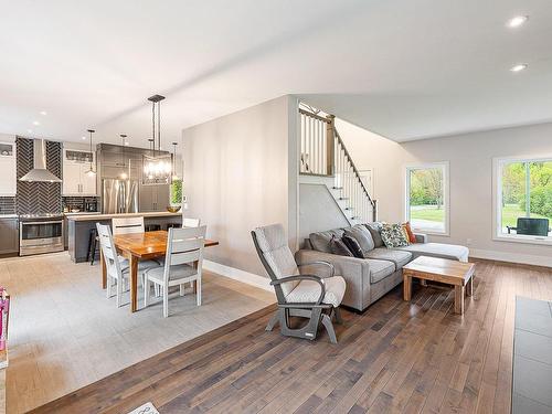 Overall view - 108 Rue De Verchères, Dunham, QC - Indoor Photo Showing Living Room