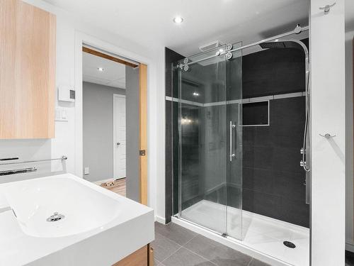 Bathroom - 130A Rue Des Feux-Follets, Québec (Beauport), QC - Indoor Photo Showing Bathroom