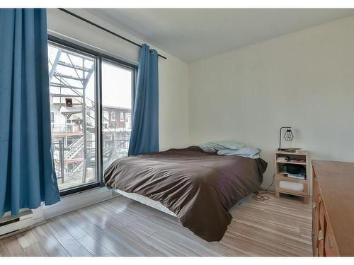 Master bedroom - 1647  - 1653 Rue Aylwin, Montréal (Mercier/Hochelaga-Maisonneuve), QC - Indoor Photo Showing Bedroom