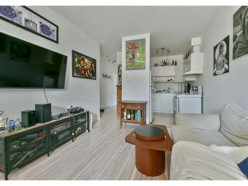 Salon - 1647  - 1653 Rue Aylwin, Montréal (Mercier/Hochelaga-Maisonneuve), QC - Indoor Photo Showing Living Room