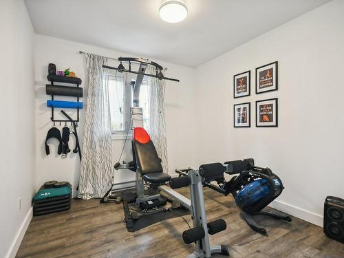 Bedroom - 348 5E Avenue, Laval (Laval-Des-Rapides), QC - Indoor Photo Showing Gym Room