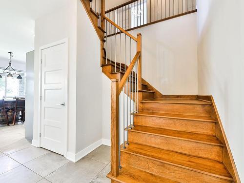 Staircase - 30 58E Avenue, Mandeville, QC - Indoor Photo Showing Other Room
