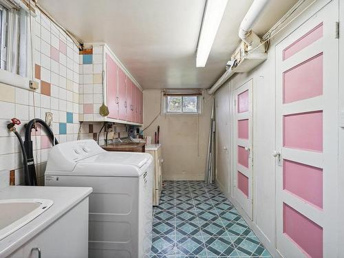 Bathroom - 1990 Rue Du Quesne, Montréal (Mercier/Hochelaga-Maisonneuve), QC - Indoor Photo Showing Laundry Room