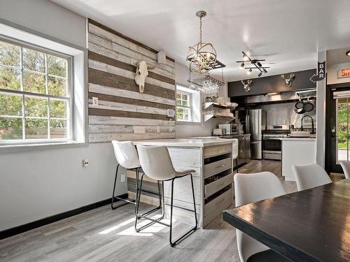 Kitchen - 1926 Ch. Du Village, Mont-Tremblant, QC - Indoor Photo Showing Dining Room