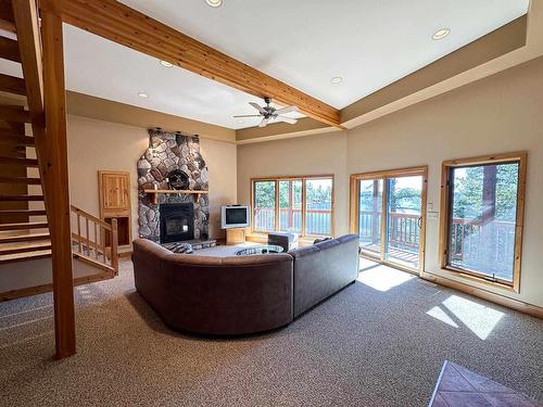 Lot 49 Lily Pad Bay, Kenora, ON - Indoor With Fireplace