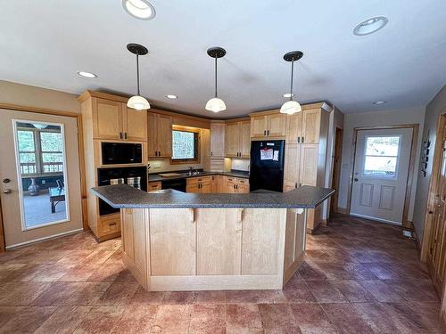 Lot 49 Lily Pad Bay, Kenora, ON - Indoor Photo Showing Kitchen