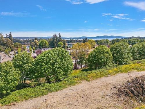 9749 Elm St, Chemainus, BC 