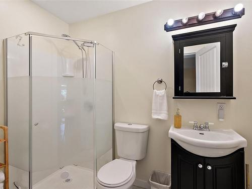 D-7849 Chubb Rd, Sooke, BC - Indoor Photo Showing Bathroom