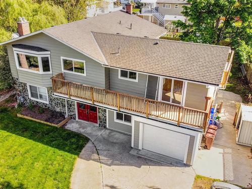 1873 Farrell Cres, Central Saanich, BC - Outdoor With Facade