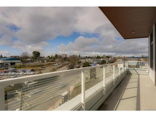 602-757 Tyee Rd, Victoria, BC - Outdoor With View