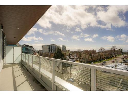 602-757 Tyee Rd, Victoria, BC - Outdoor With View