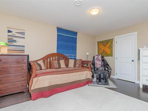 6-446 Milton St, Nanaimo, BC - Indoor Photo Showing Bedroom