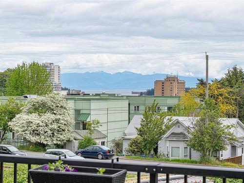 6-446 Milton St, Nanaimo, BC - Outdoor With View
