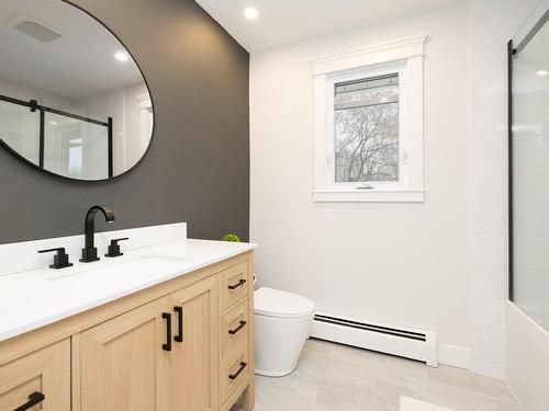 Salle de bains - 131 Av. D'Embleton Crescent, Pointe-Claire, QC - Indoor Photo Showing Bathroom