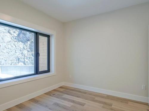 9993 Cathedral Drive, Vernon, BC - Indoor Photo Showing Other Room