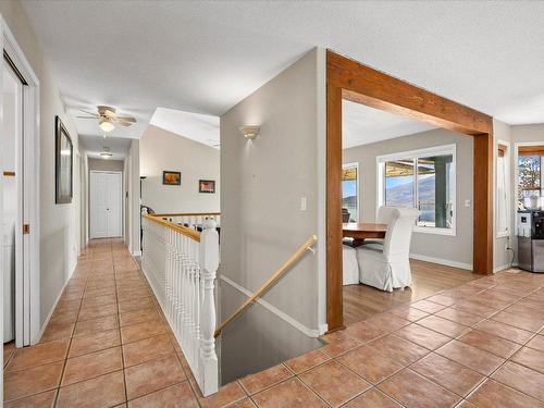 6559 Sherburn Road, Peachland, BC - Indoor Photo Showing Other Room
