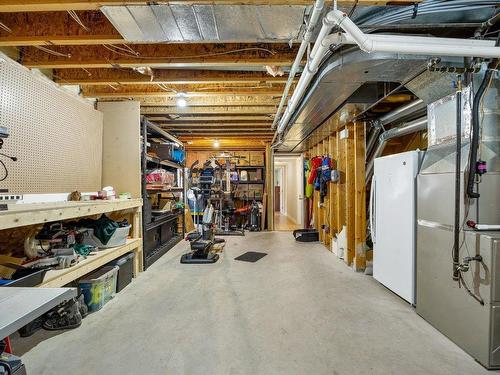 6559 Sherburn Road, Peachland, BC - Indoor Photo Showing Basement