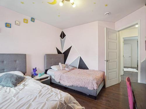 Chambre Ã Â coucher - 805 Rue Des Moissons, Saint-Lin/Laurentides, QC - Indoor Photo Showing Bedroom