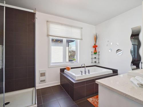 Salle de bains - 805 Rue Des Moissons, Saint-Lin/Laurentides, QC - Indoor Photo Showing Bathroom