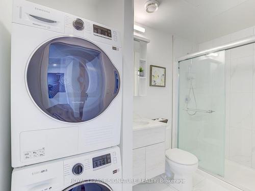 3112-60 Frederick St, Kitchener, ON - Indoor Photo Showing Laundry Room