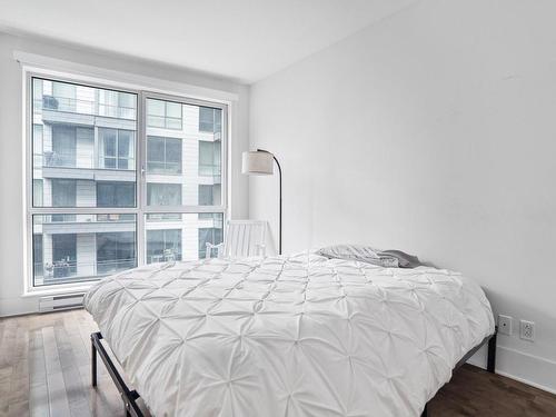 Chambre Ã Â coucher - 410-365 Rue St-André, Montréal (Ville-Marie), QC - Indoor Photo Showing Bedroom