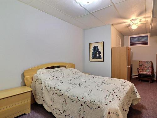 Chambre Ã Â coucher - 109 Rue Isaïe, Québec (Beauport), QC - Indoor Photo Showing Bedroom