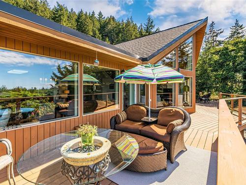 3000 Anchor Way, Nanoose Bay, BC - Outdoor With Deck Patio Veranda With Exterior