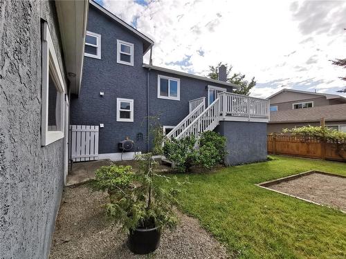 2116 Colinwood Rd, Sidney, BC - Outdoor With Exterior
