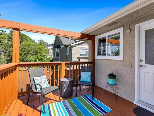 1236 Effingham St, Esquimalt, BC - Outdoor With Deck Patio Veranda With Exterior