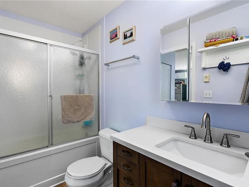 2113 Amethyst Way, Sooke, BC - Indoor Photo Showing Bathroom