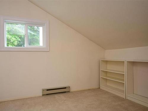 3-7768 East Saanich Rd, Central Saanich, BC - Indoor Photo Showing Other Room