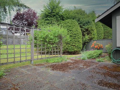 3-7768 East Saanich Rd, Central Saanich, BC - Outdoor