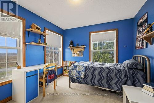 79 Maple View Road, Quinte West, ON - Indoor Photo Showing Bedroom