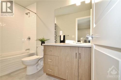 2nd Floor 2nd Full Bathroom - 338 Kilspindie Ridge, Ottawa, ON - Indoor Photo Showing Bathroom