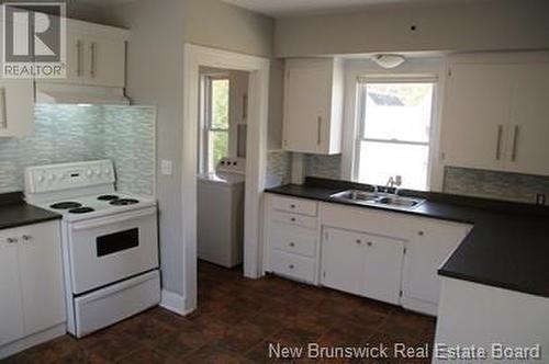 728 Churchill Row, Fredericton, NB - Indoor Photo Showing Kitchen With Double Sink