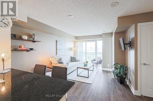 902 - 6 Eva Road, Toronto, ON - Indoor Photo Showing Living Room