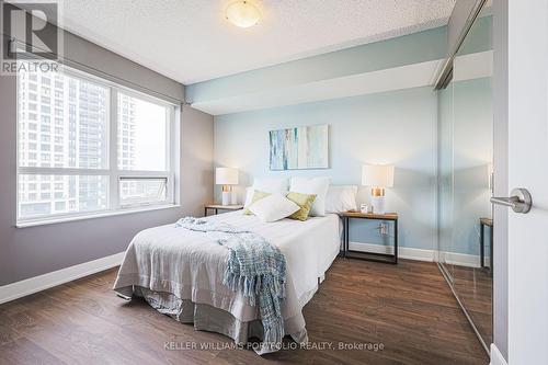 902 - 6 Eva Road, Toronto, ON - Indoor Photo Showing Bedroom
