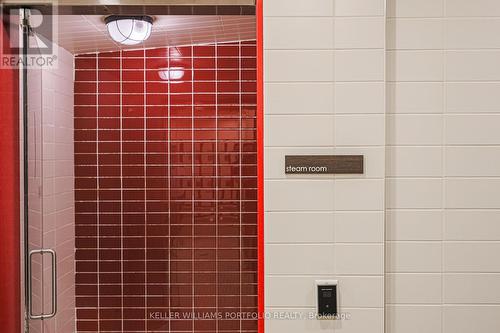 902 - 6 Eva Road, Toronto, ON - Indoor Photo Showing Bathroom