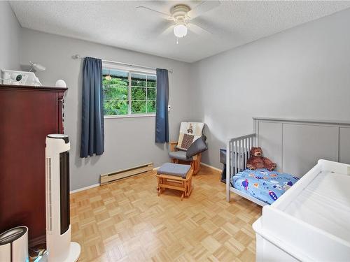 3932 Dunsmuir St, Port Alberni, BC - Indoor Photo Showing Bedroom