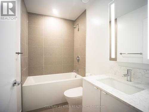 Lph 15 - 270 Dufferin Street, Toronto, ON - Indoor Photo Showing Bathroom