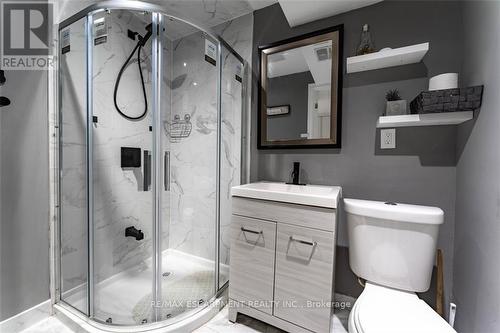 58 Jordan Drive, Cambridge, ON - Indoor Photo Showing Bathroom