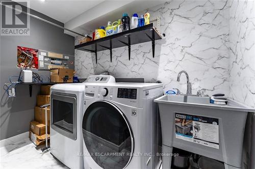 58 Jordan Drive, Cambridge, ON - Indoor Photo Showing Laundry Room