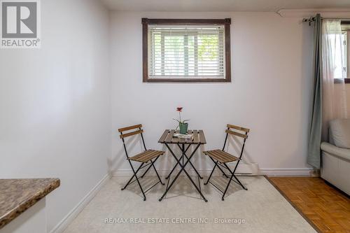 102 - 53 Conroy Crescent, Guelph, ON - Indoor