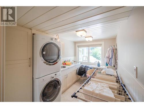 13815 Gillespie Place, Summerland, BC - Indoor Photo Showing Laundry Room